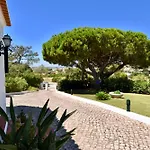 Casa Tulipa Sleeps 4 With Pool Garden & A C ヴィラ アルブフェイラ