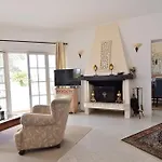 Casa Tulipa Sleeps 4 With Pool Garden & A C Villa Albufeira