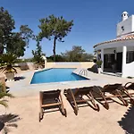 Casa Tulipa Sleeps 4 With Pool Garden & A C