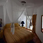 Vila Casa Tulipa Sleeps 4 With Pool Garden & A C *