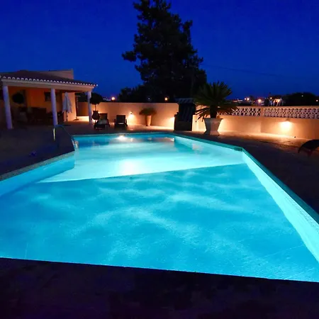 Casa Tulipa Sleeps 4 With Pool Garden & A C Villa *