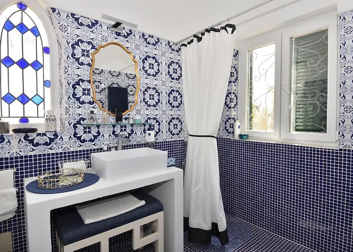 Villa Casa Tulipa Sleeps 4 With Pool Garden & A C Albufeira