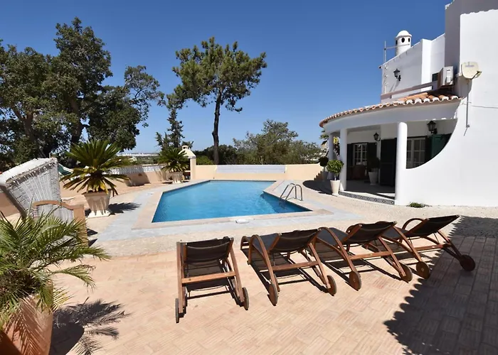 Casa Tulipa Sleeps 4 With Pool Garden & A C